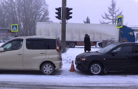 Авария на ул. Советской в Абакане..